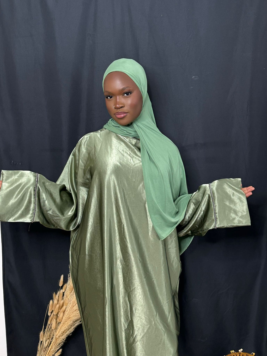 ABAYA SATINÉE
