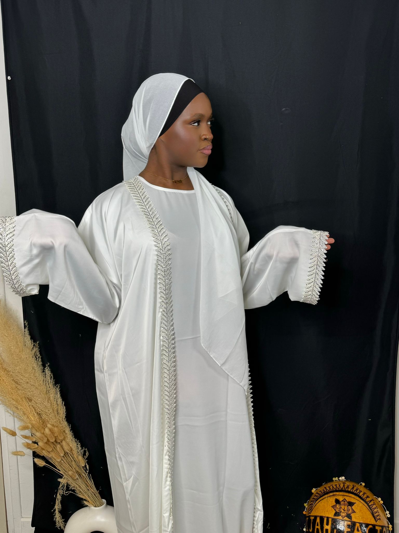ABAYA SAKINA