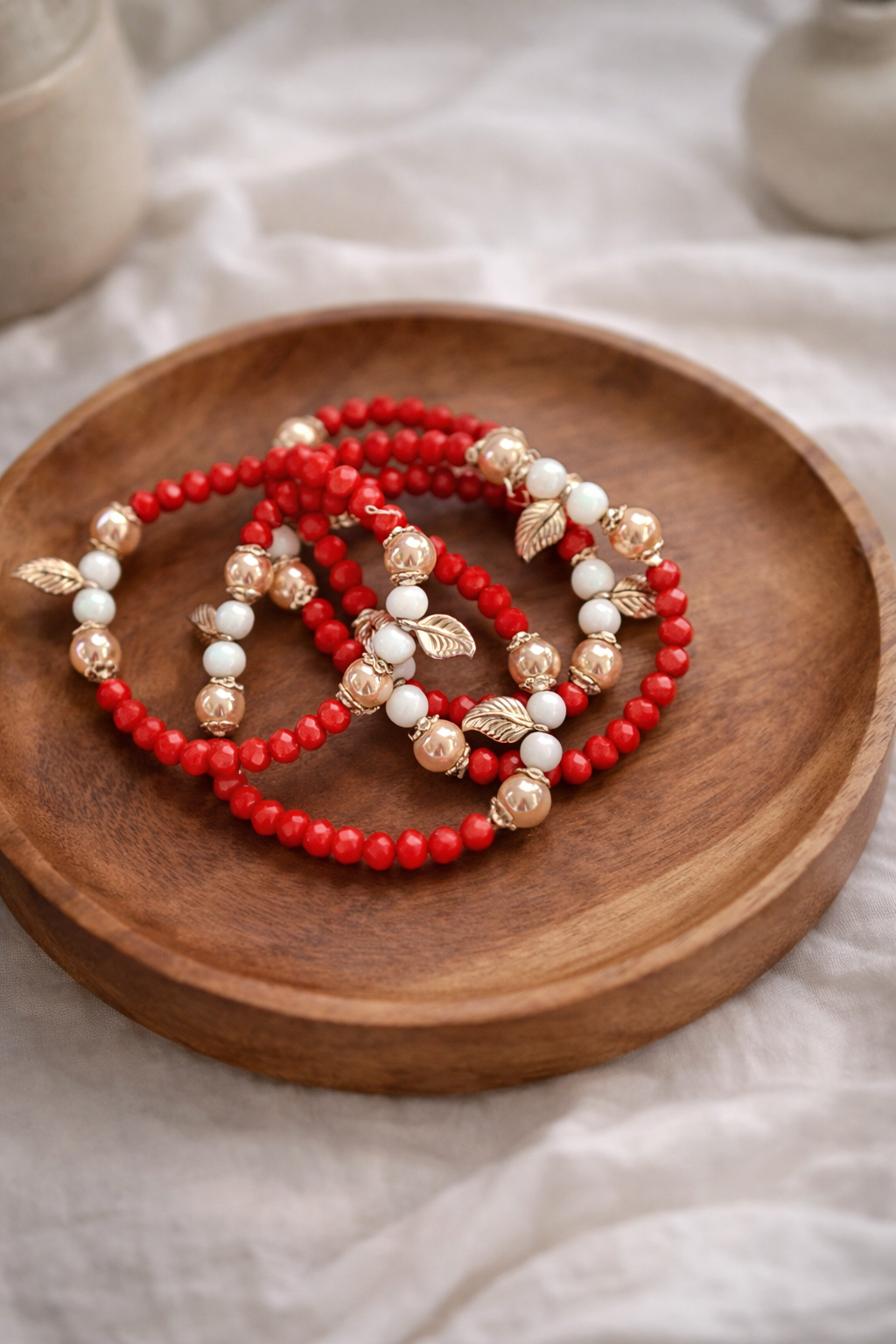 BRACELETS DE PERLES - LOT DE 4