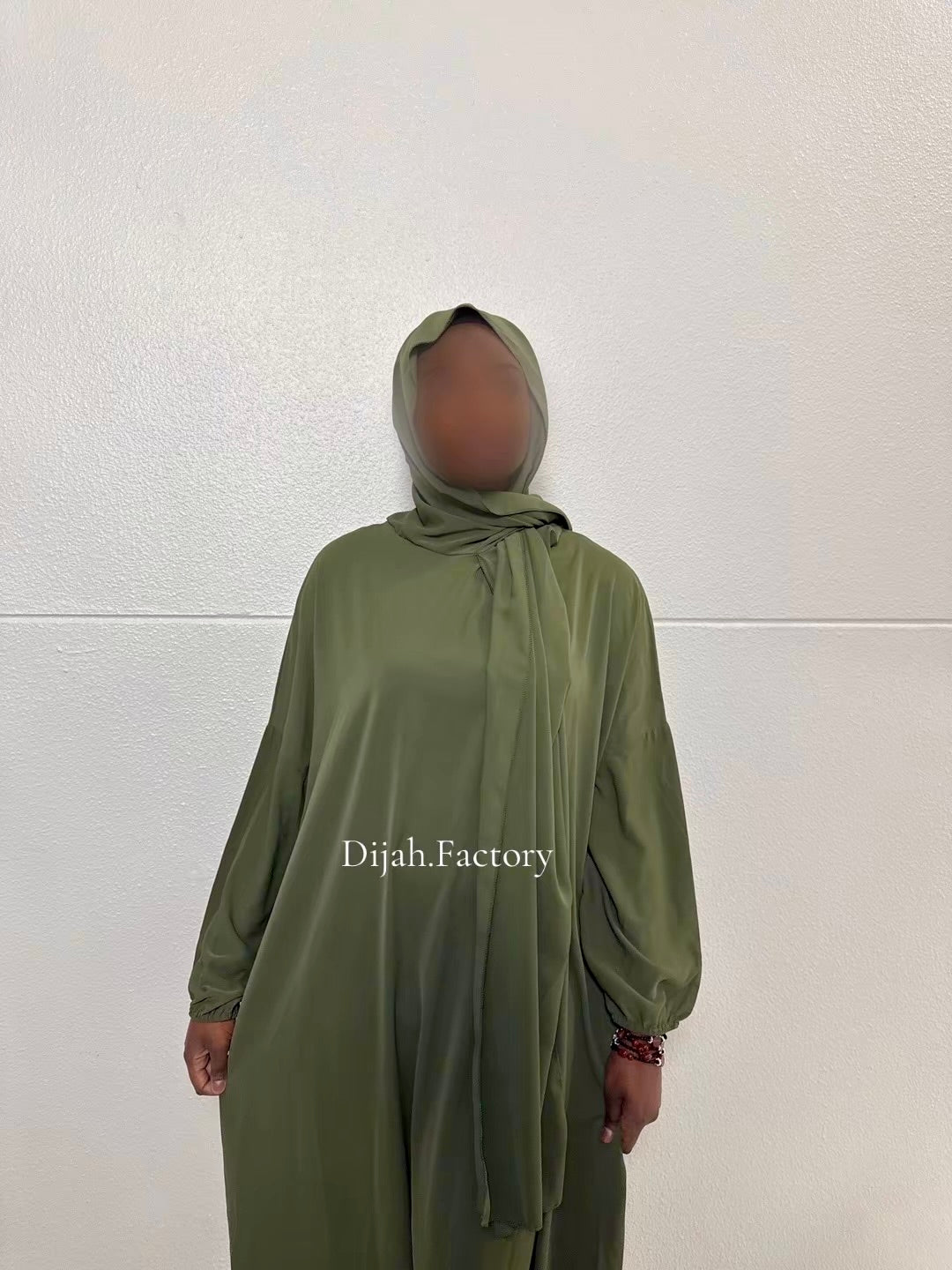 ABAYA VOILE INTÉGRÉE